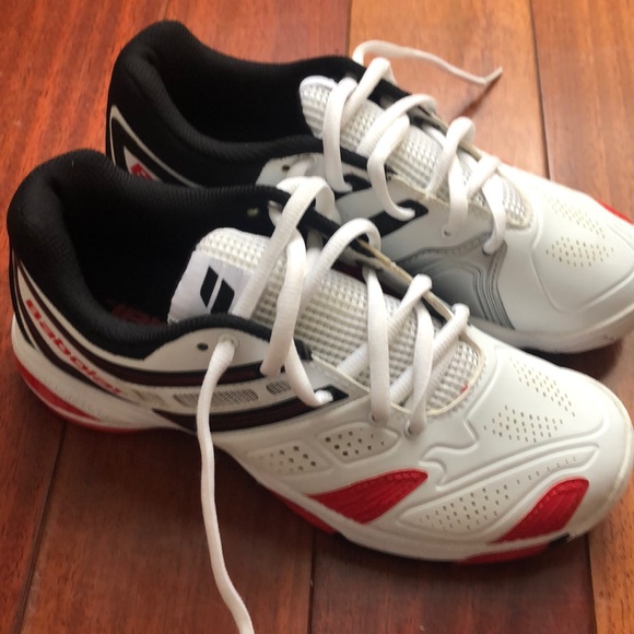 Youth tennis sneakers-new! - Picture 2 of 5